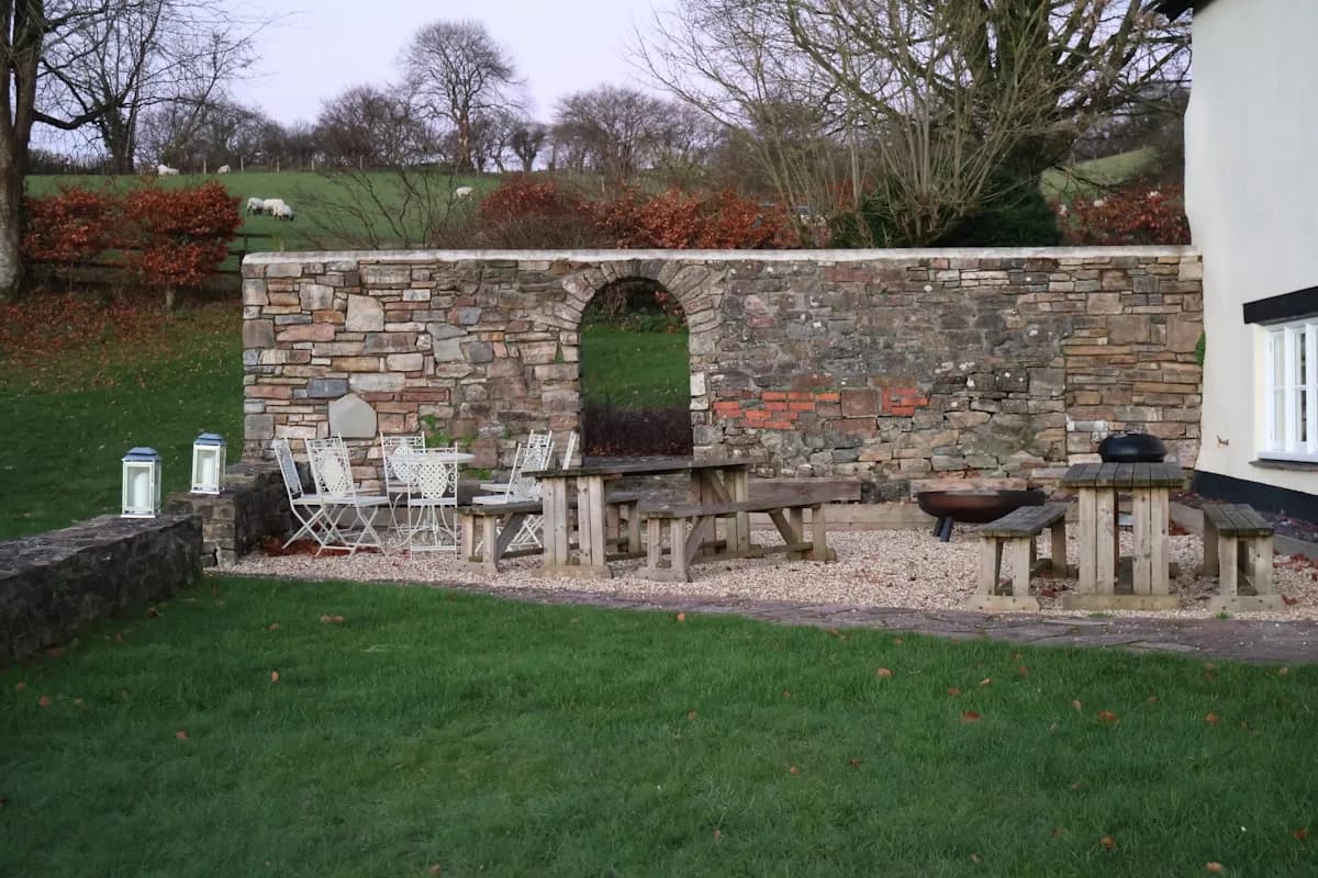 How Much Does a Retaining Wall Cost in Charlotte NC? - Charlotte NC